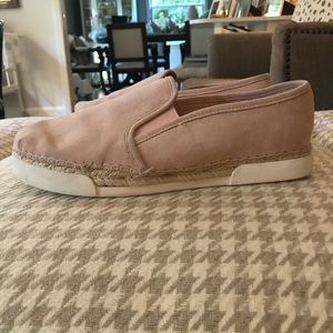 Vince Camuto baby pink suede espadrille slip on. 8